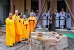 Lễ cầu an đầu năm Giáp Thìn, chú nguyện rót đồng đúc Tôn tượng Bổn Sư Thích Ca Mâu Ni Phật tại khuôn viên Văn phòng Ban Trị Sự GHPG VN huyện Phú Vang